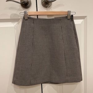 Aritzia Hopper Skirt